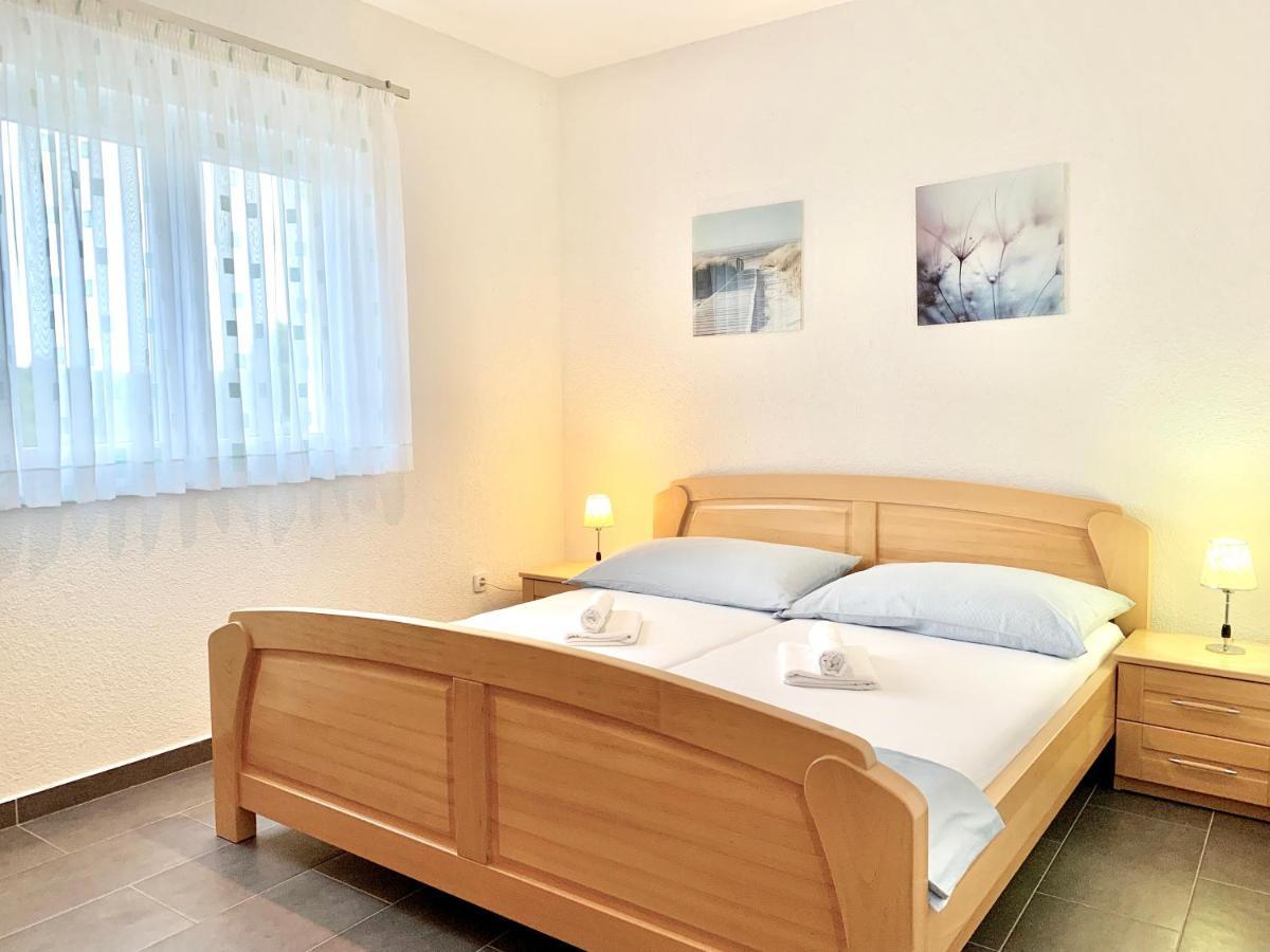 Apartments Maric Vodice Kültér fotó